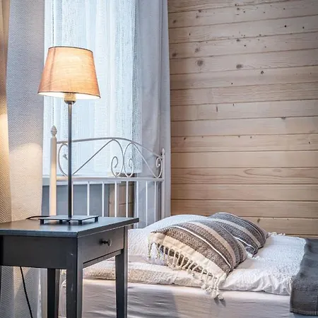 Fryzowiczowka Bed & Breakfast