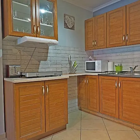 Bed & Breakfast Fryzowiczowka 3*