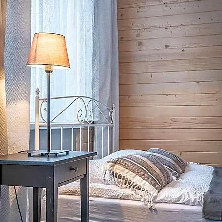 Fryzowiczowka Bed & Breakfast 3*